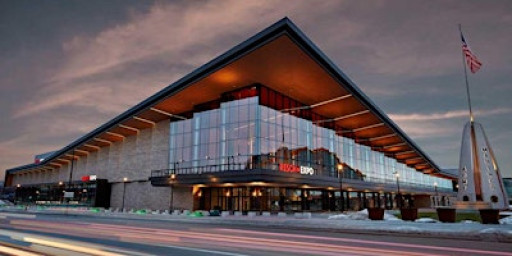 Holiday Gift and Craft Show At Resch Expo Saturday November 29, 2025