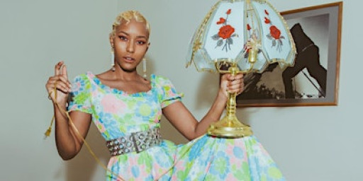 Fashion Week NYC Vintage Shopping Tour With Fashion Stylist