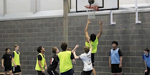 FREE BASKETBALL SESSION: SUNDAY: ADVANCED(16-18yrs) : 12.45am-1.45pm