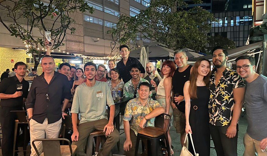 Couchsurfing Singapore Weekly Social Meetup