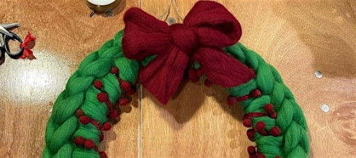 Chunky knitted Christmas Wreaths