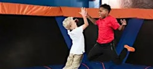 Holiday Club - Sporty - Trampolining