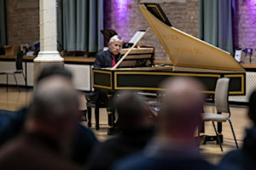 The Nightingale in Love