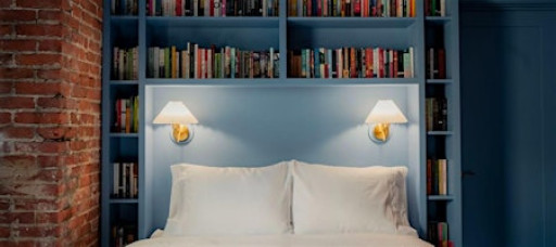 FUTURE FAMOUS AUTHORS READERS RETREAT