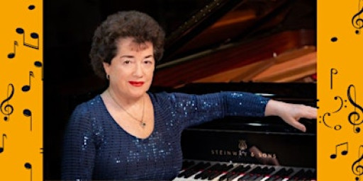 Zoya Shuhatovich in concert