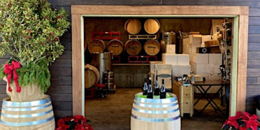 Holiday Wine Tasting, Appetizers &  Steve Abrams Jazz Trio @ Roberts Ranch