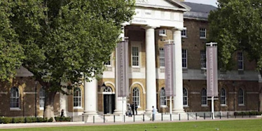 Move and Sketch at Saatchi Gallery