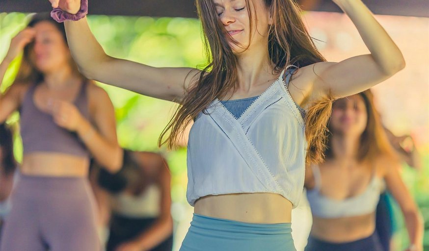 Shake the Dust | London | pilates, hiit, yoga meet somatic movement & dance