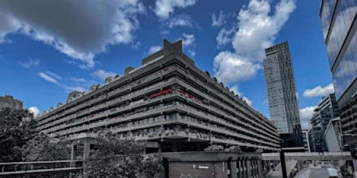 Photography Walk for Beginner: Explore the Barbican