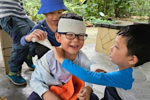 Jungle Rescuers Holiday Camp