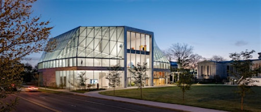 IMAAC tour of the Buffalo AKG Museum