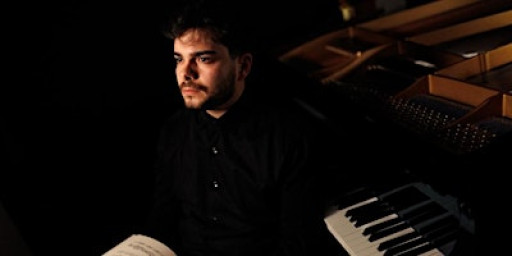 Giuliano Tuccia – Piano