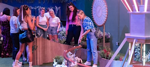 Circles x Swingers Minigolf and Drinks