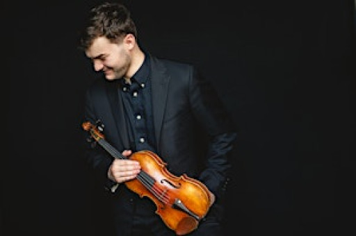 NAC Artist Fellow Nathan Meltzer Performs