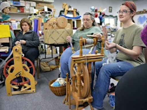 Saint Distaff's Day - spinning and knitting party