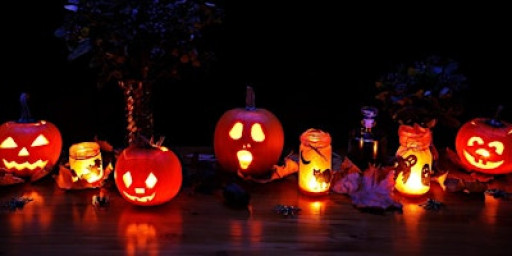 Folk Halloween Party