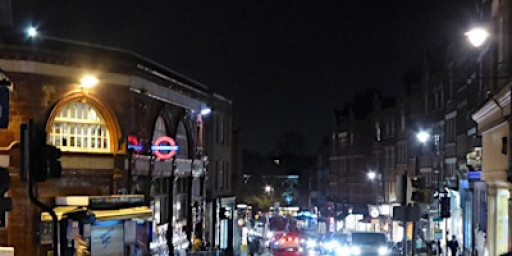 Walking Tour - Lamp-lit Hampstead