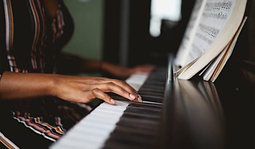 PLUK Christmas Piano Concert