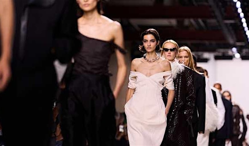 Red Carpet London Fashion Week Runway Show