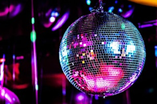 Live Music with DeZyner Band