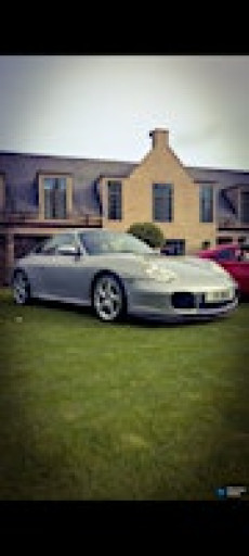 Classic Car Sunday at Roosters