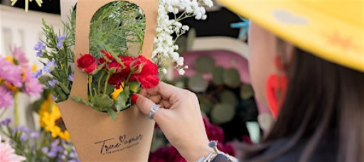 Unique Bouquet Arrangement Experience