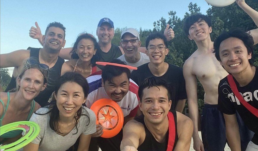 Ultimate Frisbee for a charity at Sentosa