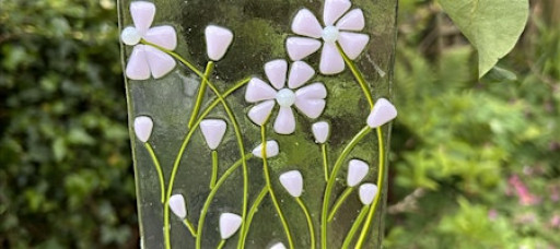 Sun Catchers Fused Glass Workshop @ Arty Joe's 1pm