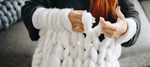 Hand Knitting Chunky Blankets