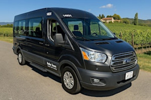 Boho Tours – Executive 9-Passenger Limo Van Service
