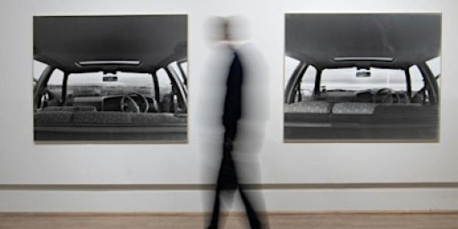 Photographic Objecthood:Construction, Presence and the Sculptural Encounter