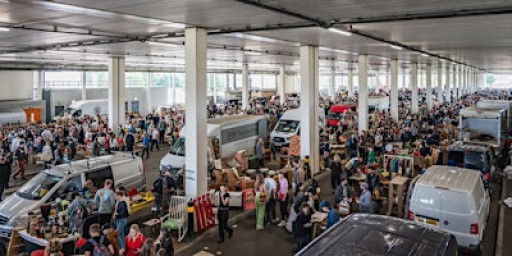 The Giant London Flea Market
