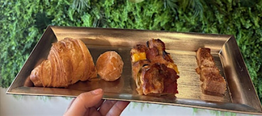 Larkin Brunch & Bubbly Pairing Class