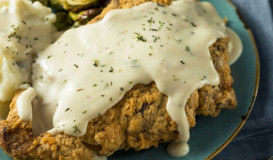 Cast Iron Cooking : A Chicken-Fried Steak Dinner