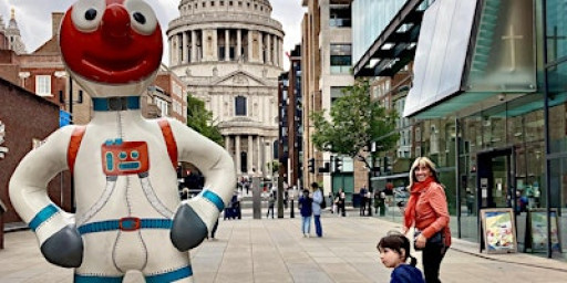 LONDON Street Photography workshop with Eva Kalpadaki