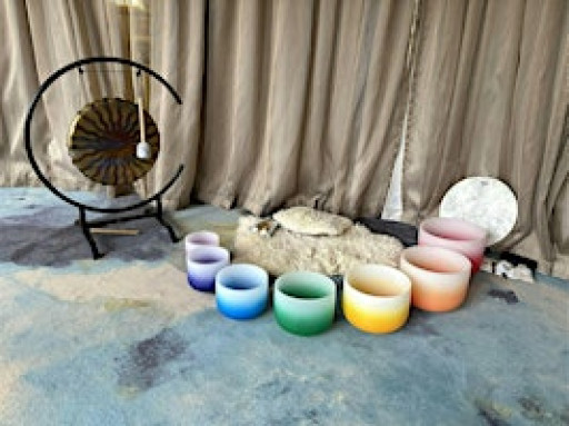 Thirsk New Years Sound Bath Crystal Bowls Aura Gong & Reiki Drumming