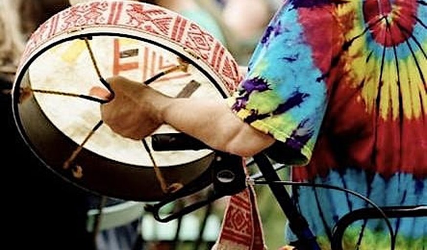 COMMUNITY HEALING RHYTHM: RHYTHM WELLNESS & YOU