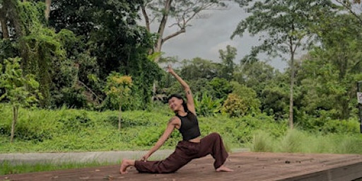 Pay What You Wish Yoga: Mindful Flow with Liying
