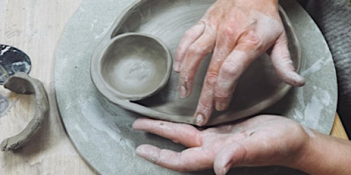 Pottery at the Pub – Chip & Dip Bowl Night