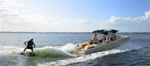 Dare to Compare: In-Water Demo Weekend