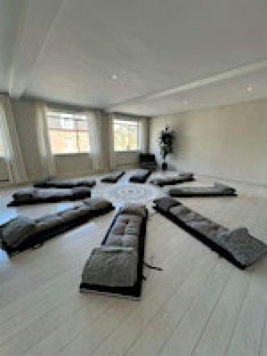 HATHA FLOW YOGA CLASS