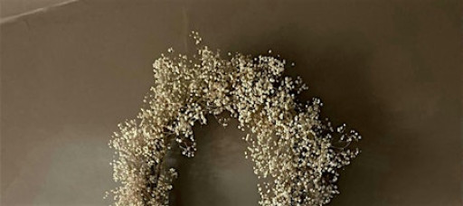 FLOWERS N’ FIZZ - Gypsophila Spring Wreath