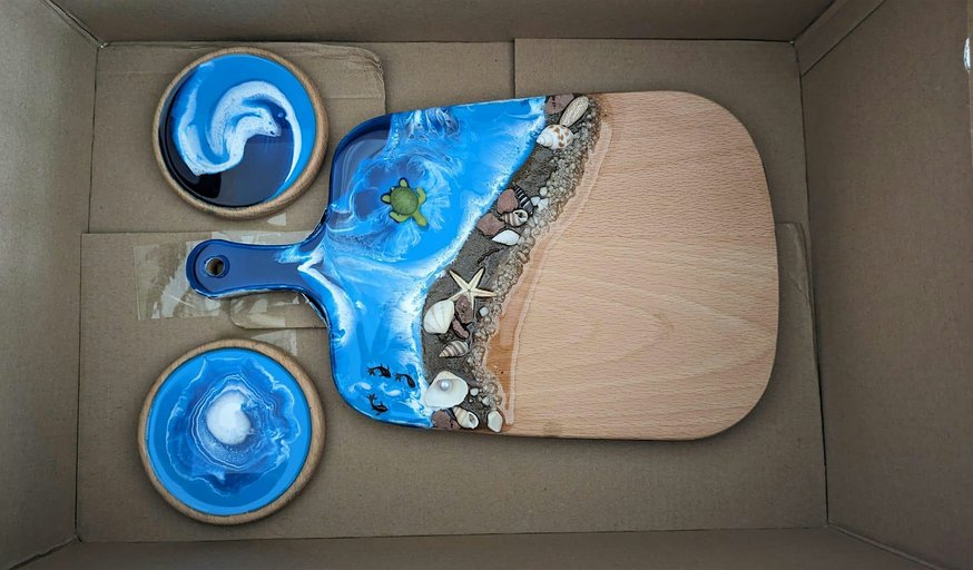 Resin Cheeseboard and Coasters